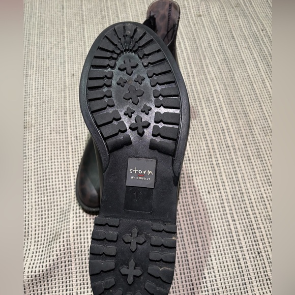 Storm by Cougar Rain boots Size 10 - Picture 3 of 3